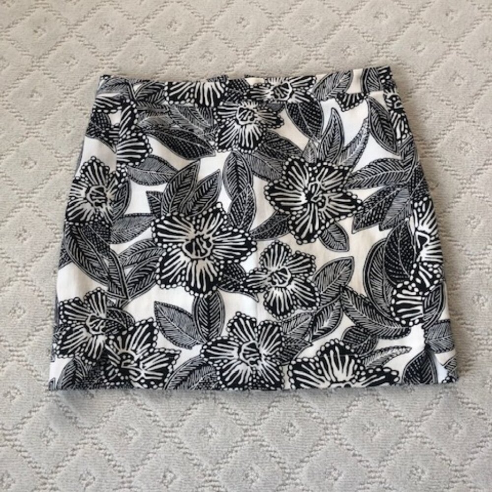 J Crew Women's black and white mini skirt size Size 6
